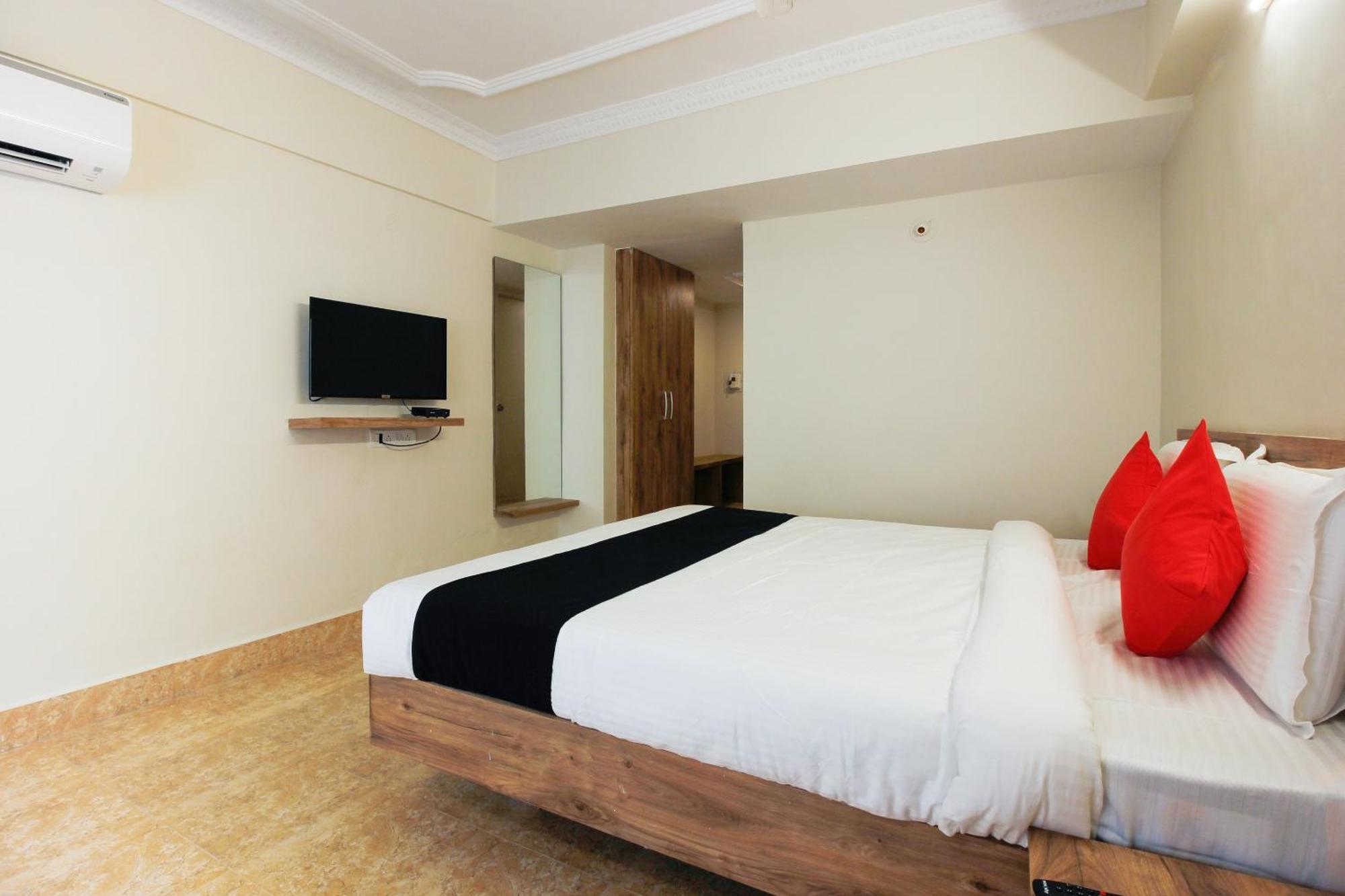 Capital O Sri Suprabhat Grand Near Kachiguda Railway Station Χιντεραμπάντ Εξωτερικό φωτογραφία